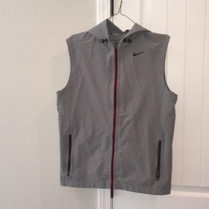 💥 Nike Running Vest with hood